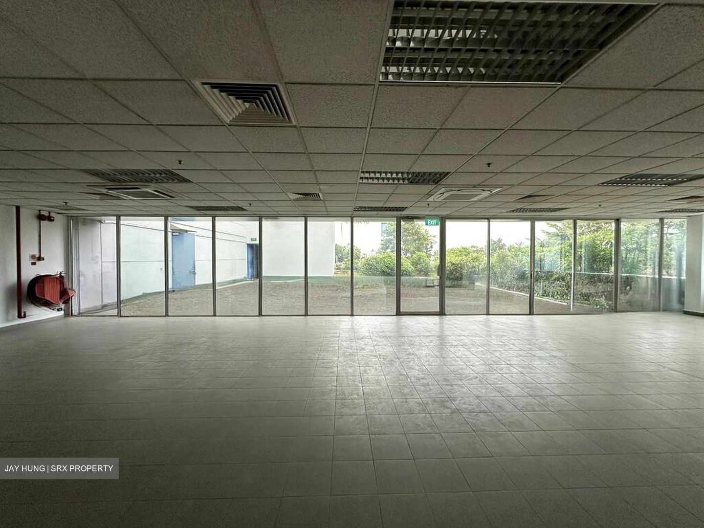 Moreton Logistics Centre (D5), Retail #620578571
